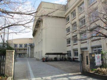 ライオンズマンション山科御陵(京都市立花山中学校)