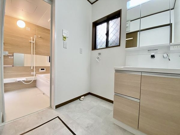 生駒市中菜畑２丁目の中古一戸建て