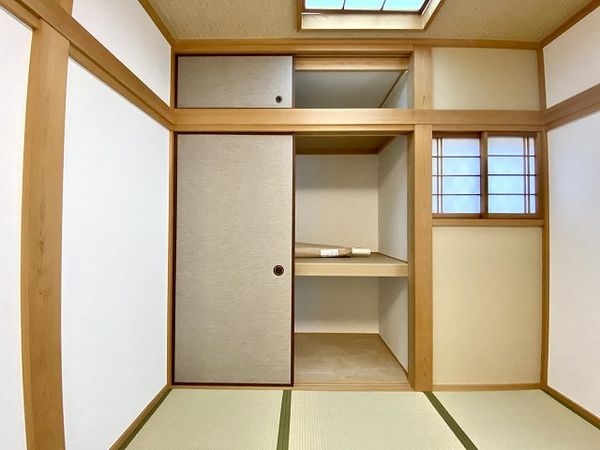 生駒市中菜畑２丁目の中古一戸建て