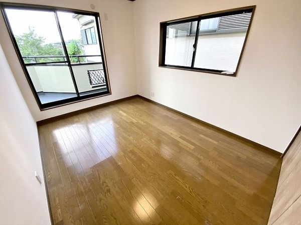 生駒市中菜畑２丁目の中古一戸建て