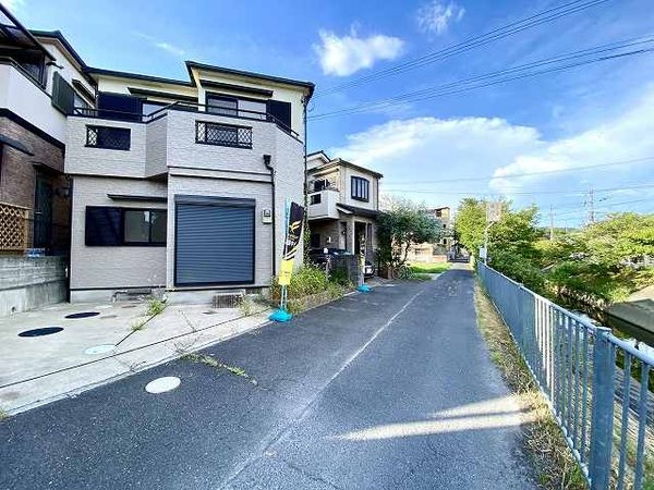 生駒市中菜畑２丁目の中古一戸建て