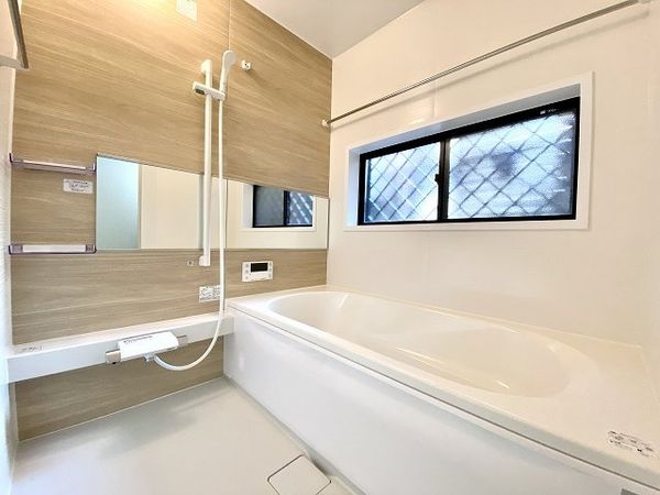生駒市中菜畑２丁目　中古一戸建て