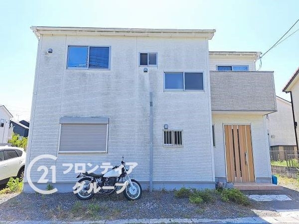 奈良市法蓮町　中古一戸建て