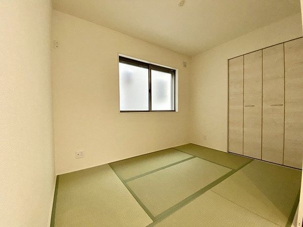 橿原市石原田町の中古一戸建て