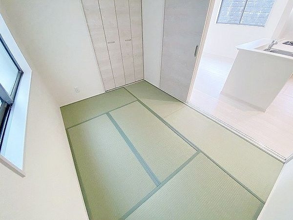 橿原市石原田町の中古一戸建て