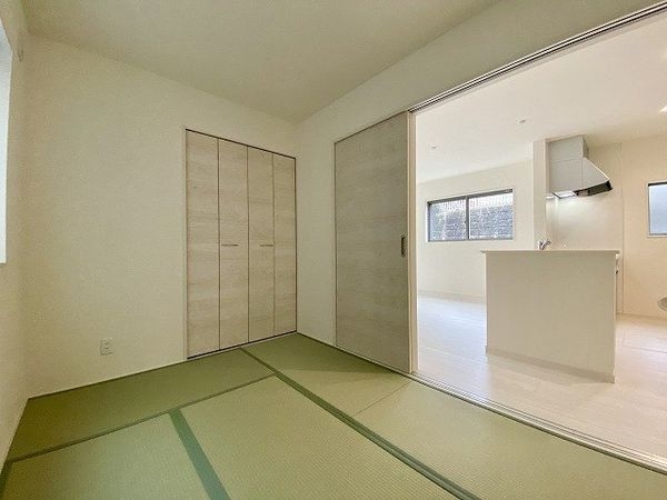 橿原市石原田町の中古一戸建て
