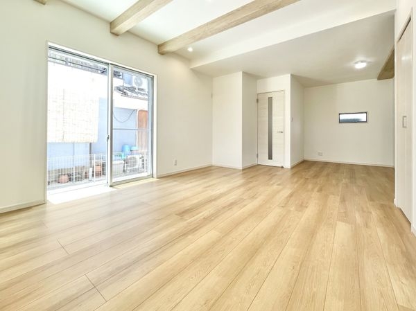 橿原市菖蒲町１丁目　新築一戸建て