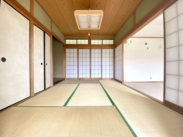 生駒市あすか野北３丁目の中古一戸建て