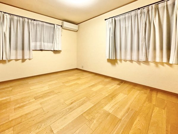 香芝市西真美３丁目の中古一戸建て