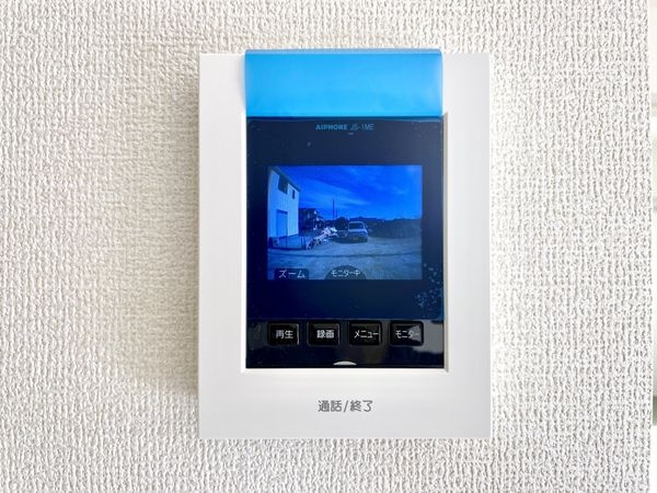 生駒郡斑鳩町興留２丁目　新築一戸建て　２号棟