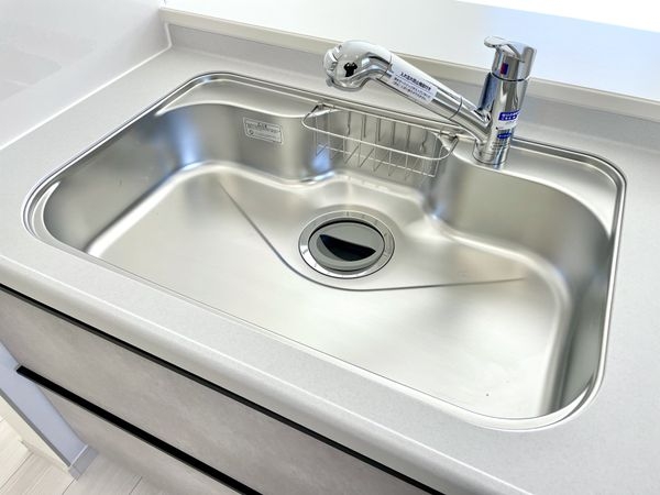 生駒郡斑鳩町興留２丁目　新築一戸建て　２号棟