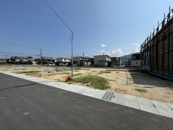 天理市勾田町　新築一戸建て　１５号地