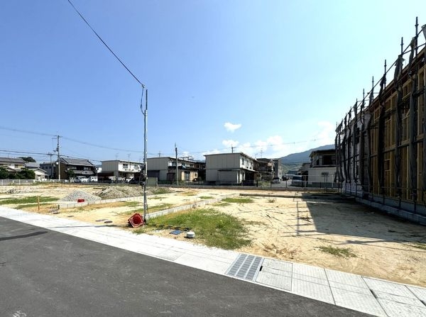 天理市勾田町　新築一戸建て　１２号地