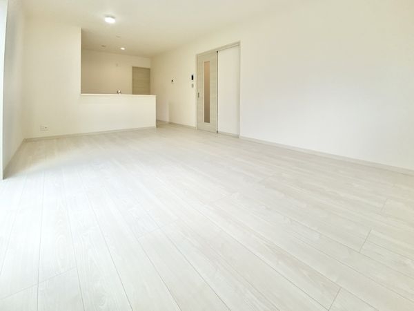 磯城郡川西町大字結崎　新築一戸建て　１３期　２号棟
