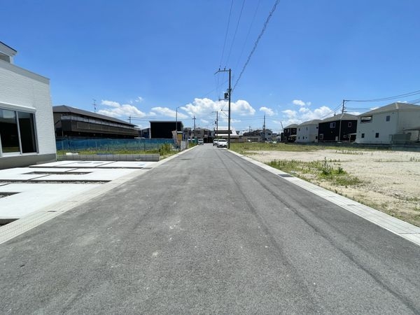 橿原市曲川３丁目　新築一戸建て　２号地