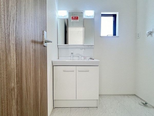 生駒市仲之町　新築一戸建て　１期　１号棟