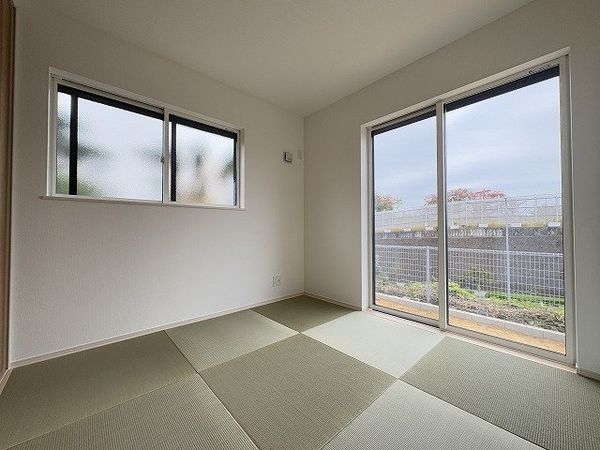 奈良市秋篠町　新築一戸建て　第８　１号棟