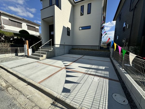 奈良市秋篠町　新築一戸建て　第８　１号棟