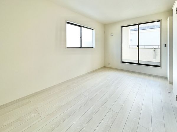 橿原市新口町　新築一戸建て　第７　１号棟