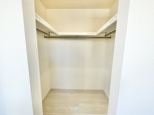 橿原市新口町　新築一戸建て　第７　１号棟