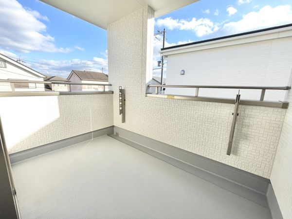 橿原市新口町　新築一戸建て　第７　１号棟