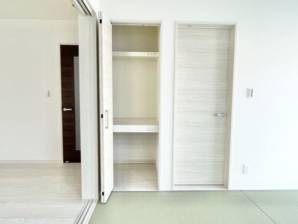 橿原市新口町　新築一戸建て　第７　１号棟