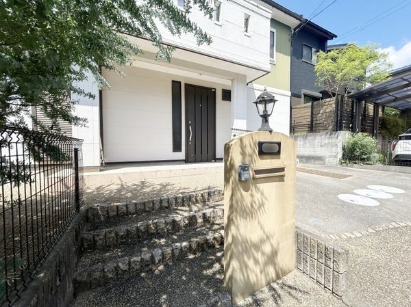 生駒市辻町　中古一戸建て
