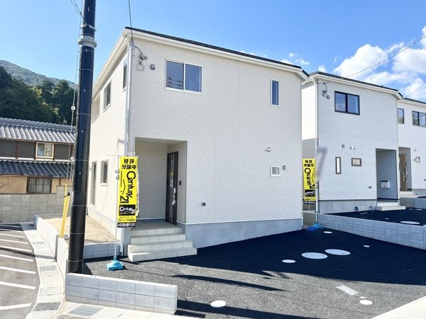 生駒市緑ケ丘　新築一戸建て　第１　１３号棟