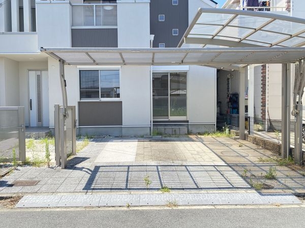 香芝市五位堂１丁目の中古一戸建て