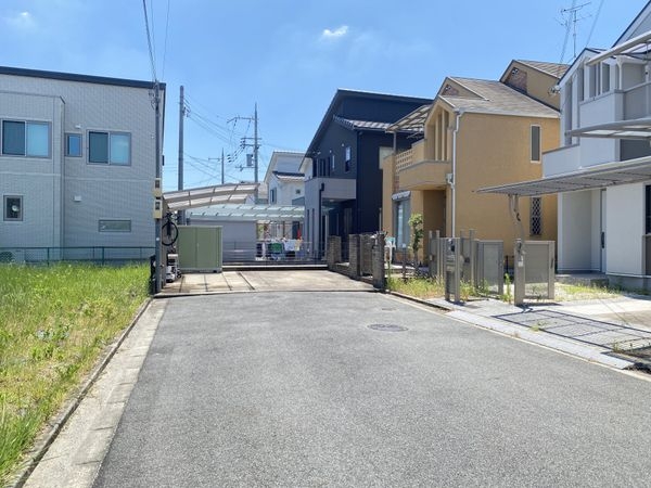香芝市五位堂１丁目の中古一戸建て