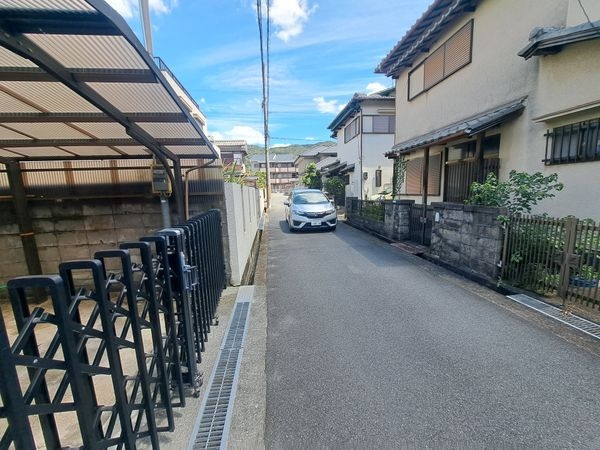 生駒郡平群町吉新３丁目　中古一戸建て