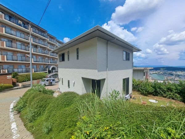 生駒市軽井沢町の中古一戸建て