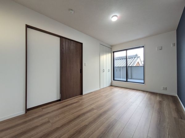 橿原市四条町　新築一戸建て　２期　２号棟