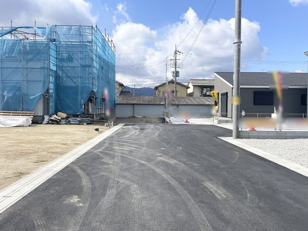 奈良県大和高田市大字吉井　新築一戸建て　５期　１号棟