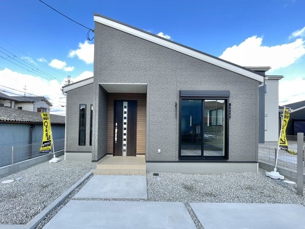 奈良県大和高田市大字吉井　新築一戸建て　５期　１号棟