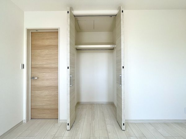 奈良市興善院町　新築一戸建て　２号棟