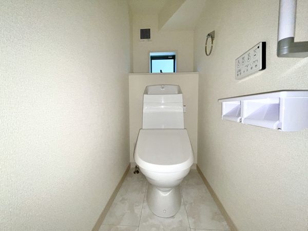 奈良市興善院町　新築一戸建て　２号棟