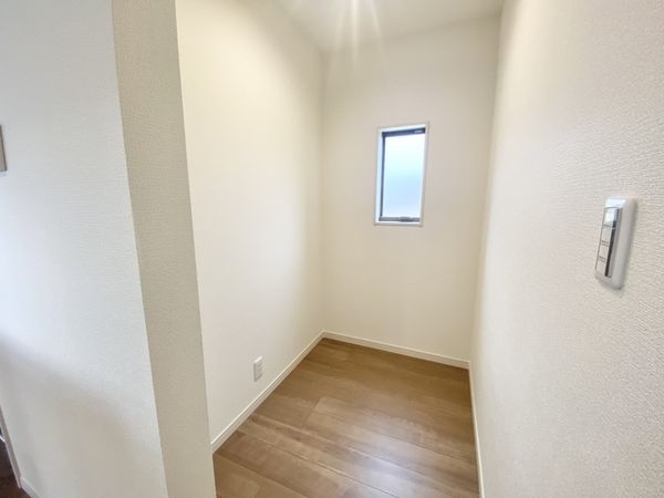 橿原市膳夫町　新築一戸建て　１号棟