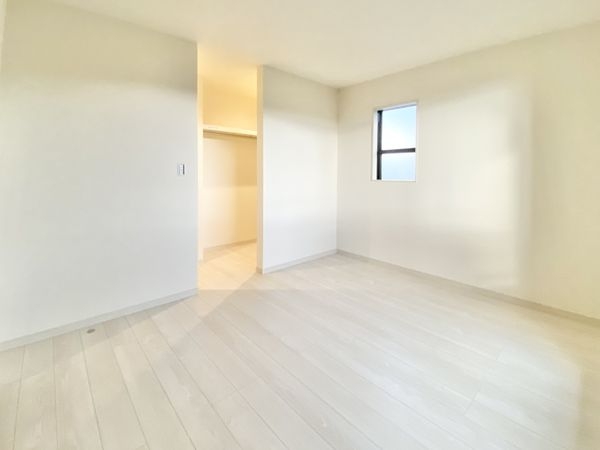 橿原市膳夫町　新築一戸建て　５号棟