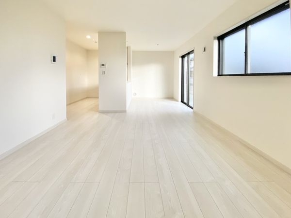 橿原市膳夫町　新築一戸建て　５号棟