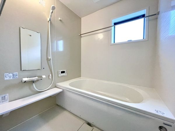 生駒郡斑鳩町龍田西３丁目　新築一戸建て　４期　１号棟