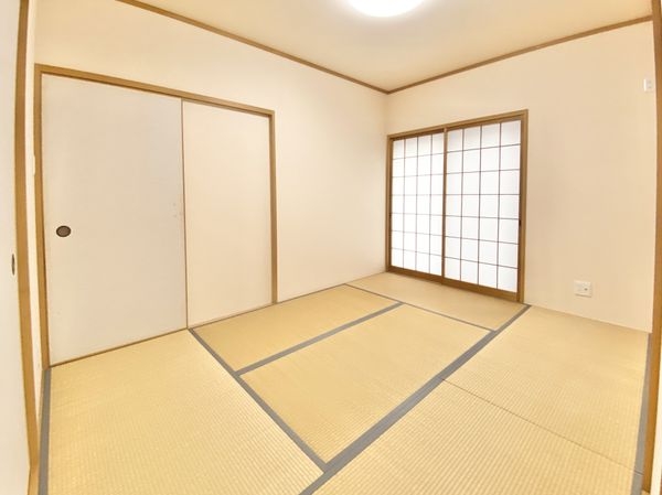 橿原市小綱町の中古一戸建て