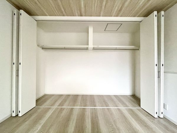 大和高田市大字大中　新築一戸建て