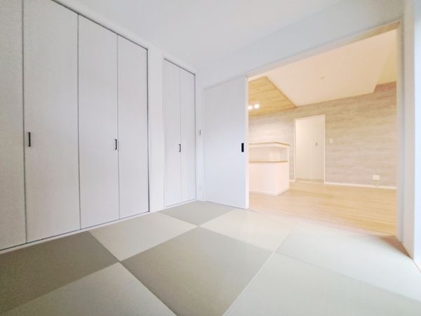 橿原市菖蒲町3丁目　新築一戸建て