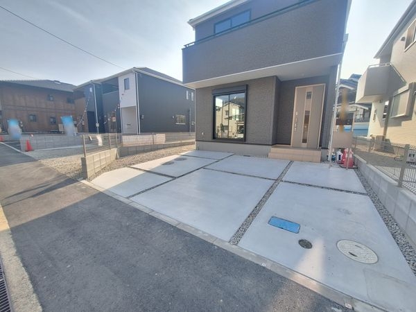 生駒郡平群町吉新１丁目　新築一戸建て　２号棟