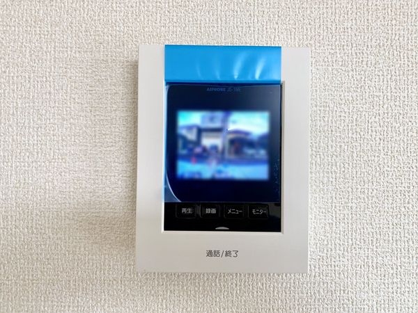生駒郡平群町吉新１丁目　新築一戸建て　２号棟