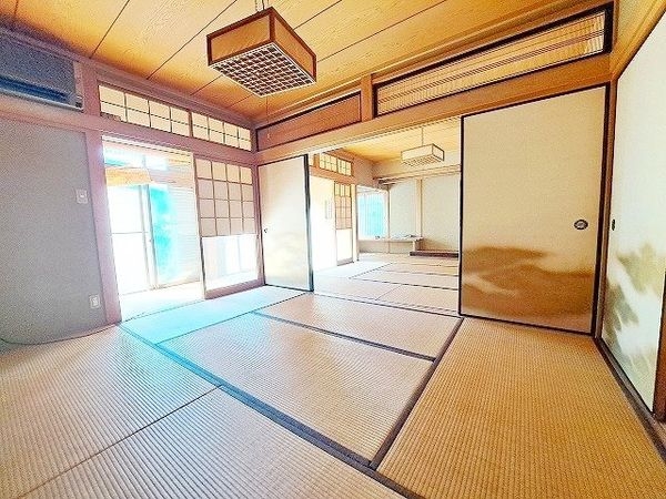 香芝市真美ヶ丘１丁目の中古一戸建て