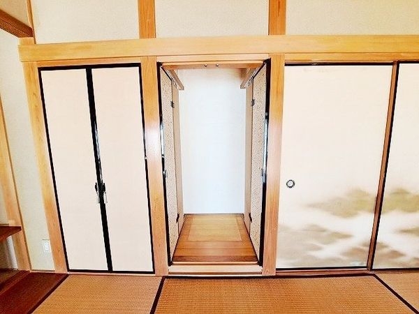 香芝市真美ヶ丘１丁目の中古一戸建て