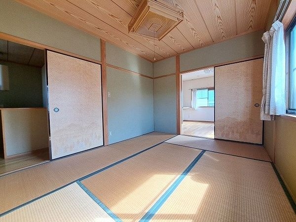香芝市真美ヶ丘１丁目の中古一戸建て