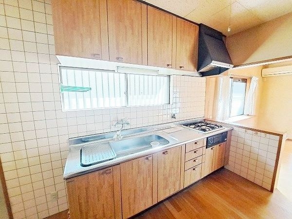 香芝市真美ヶ丘１丁目の中古一戸建て